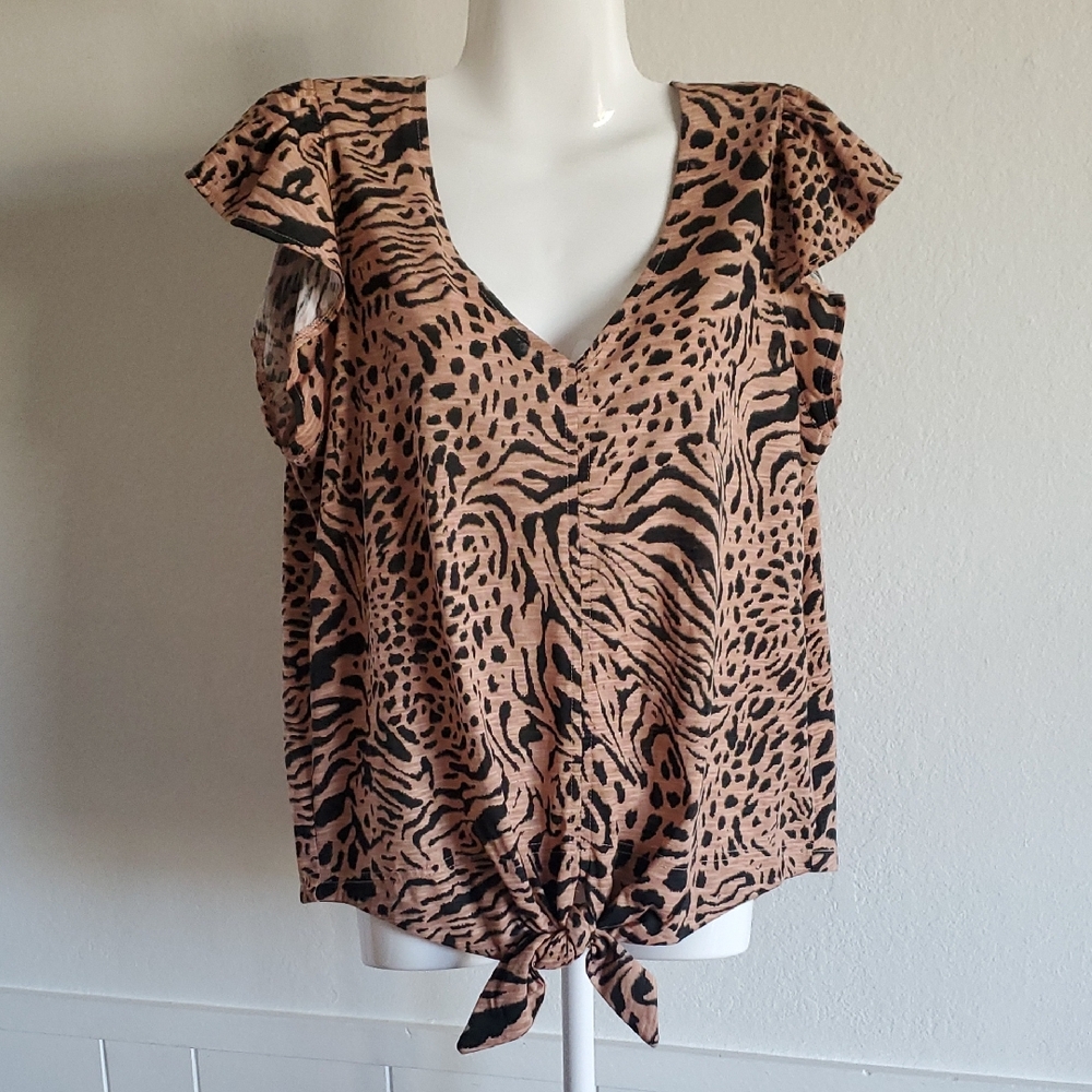 Jane and Delancey Animal Print V-Neck Front Tie Blouse Medium Cotton Polyester